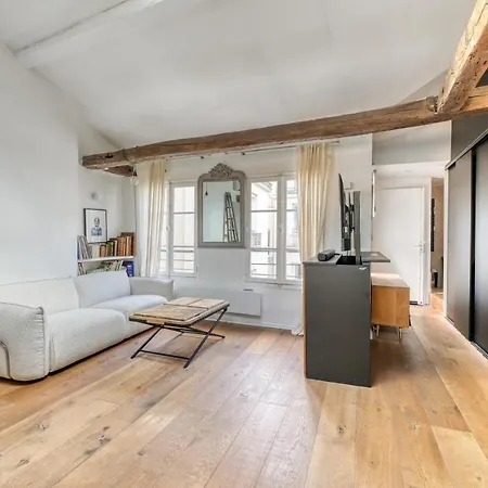 Appartamento Luxurious Flat - Square Du Temple In Parigi